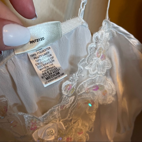 Fredericks of Hollywood White Iridescent Lace Sequin Slip Dress Size Medium - Picture 4 of 8
